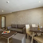 Paradiso Dreams Hotel,