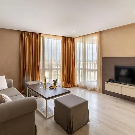 Ξενοδοχείο με διαμερίσματα Paradiso Dreams Hotel, 4*