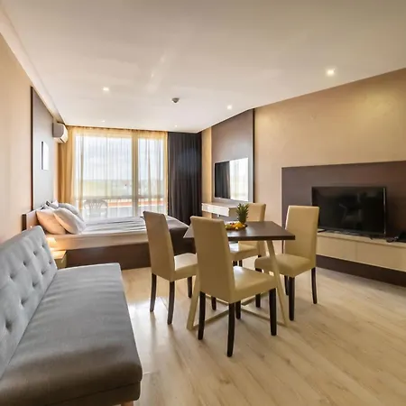 Paradiso Dreams Hotel,